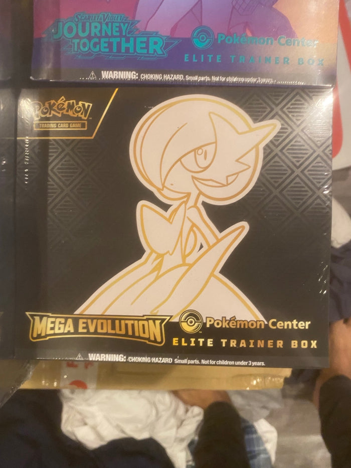 Pokémon TCG: Mega Evolution Pokémon Center Elite Trainer Box — Gardevoir